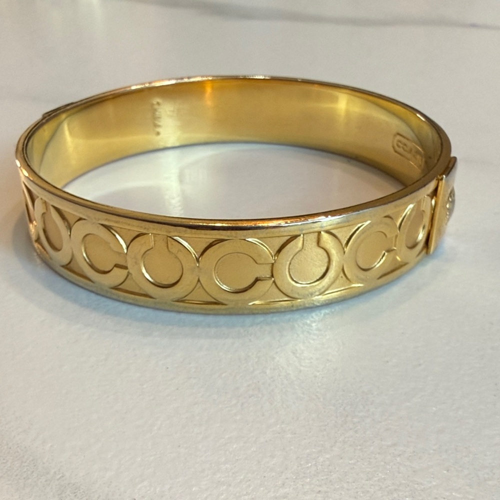 Two Coach gold tone bangles - Picture 2 of 14